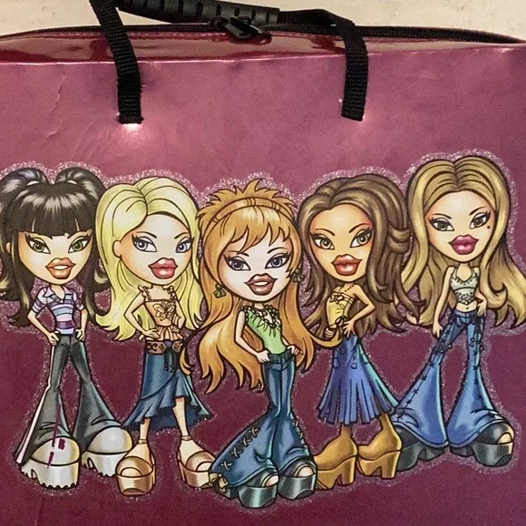 Bratz Dolls & Case & Clothes Lot Of 5 Doll Vintage Collectibles Collection Set - Picture 15 of 16